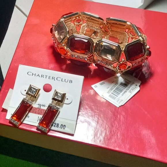 NWT Charter Club Gold tone metal necklace, earrings and bracelet - Picture 3 of 8